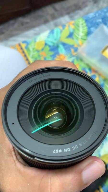 Sigma 16 mm f/1.4 lens for Sony APSC Camera 3