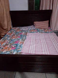 double bed for sale in housing colony , skp