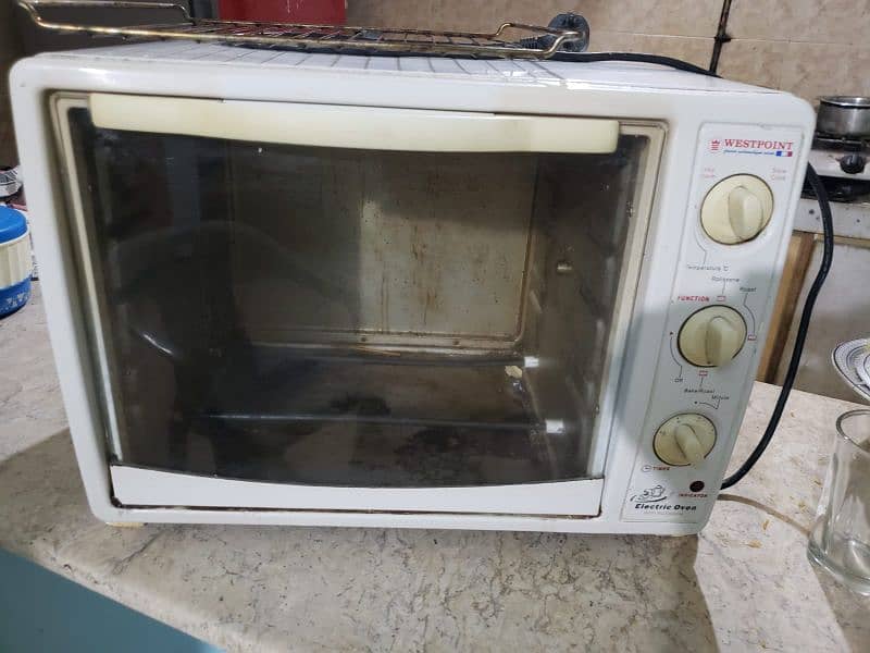 Westpoint oven for sale. 4