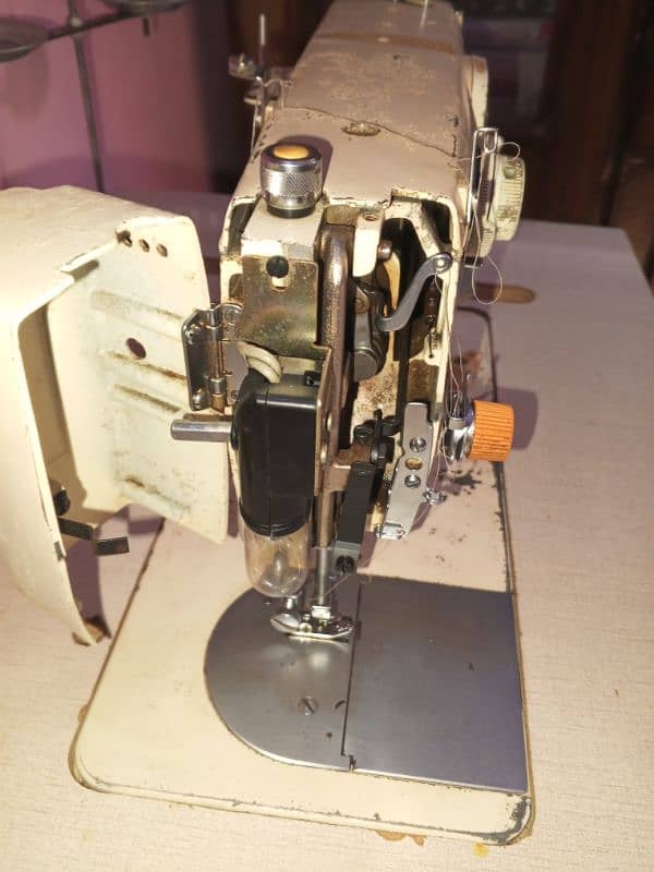 sewing machine 6