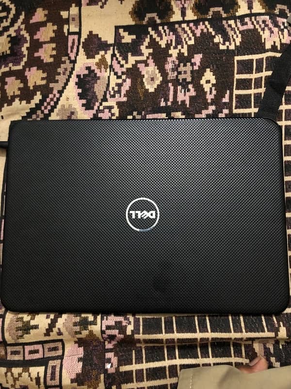 Dell 17 inch display i5 3rd gen+180gb ssd+4gb ram 2