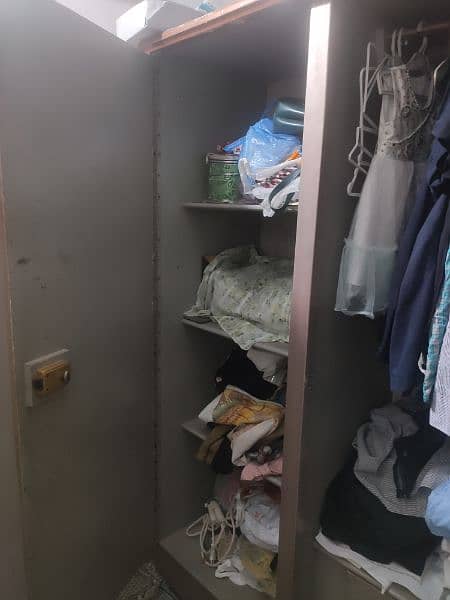 2 Door Almari, 2 Door Cupboard 4