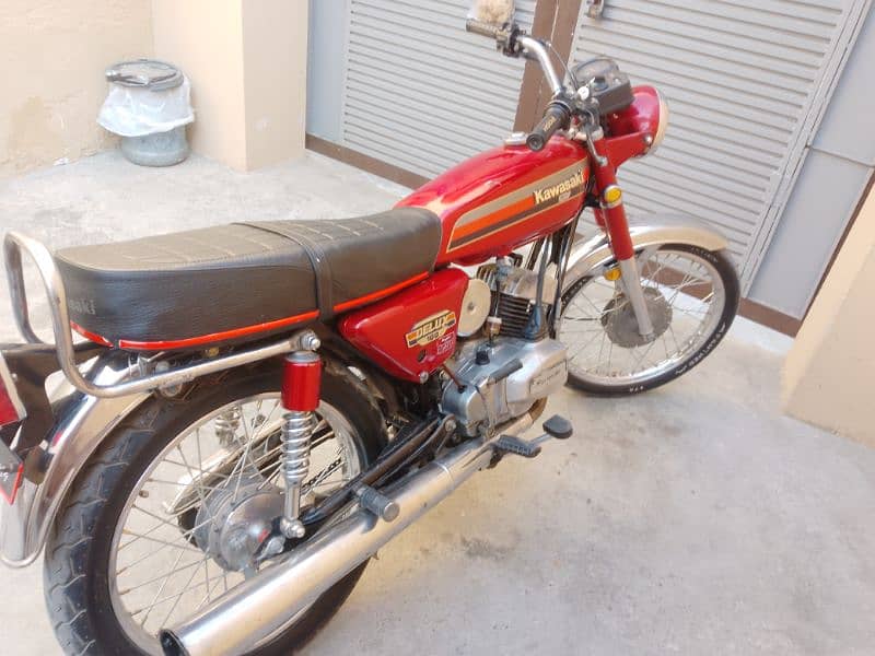 Kawasaki Dulux 100 2