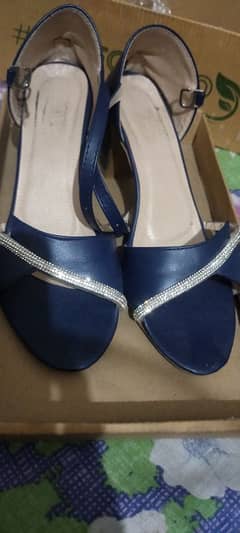 heels new h 0