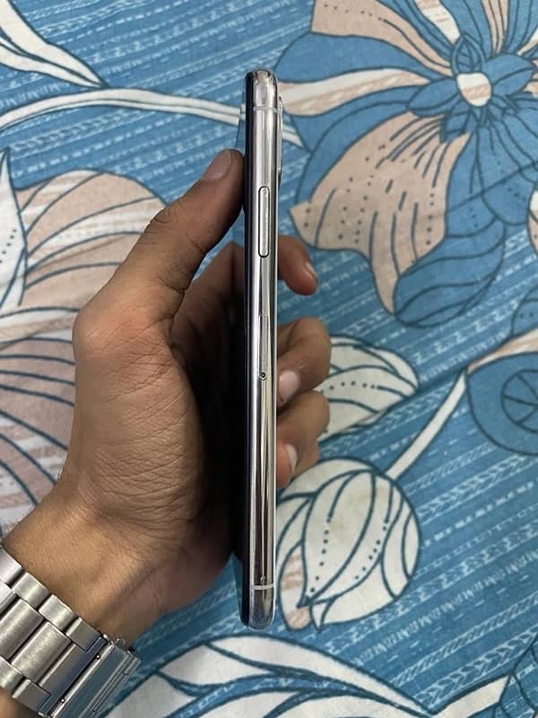 iphone x 256 GB PTA APPROVED 3