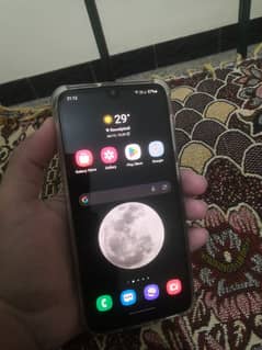 Samsung Galaxy A30