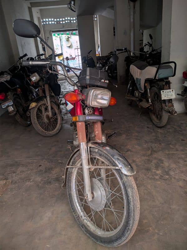 Honda CG-125 2015 10/8 Condition 1