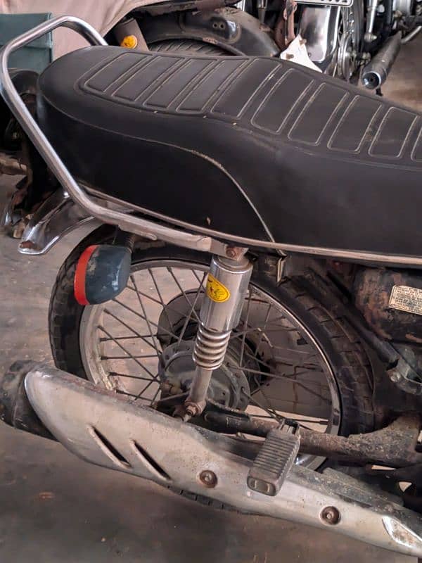 Honda CG-125 2015 10/8 Condition 5