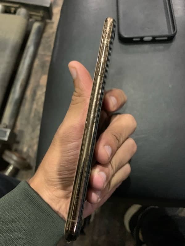 I phone XS dual pta approved 5