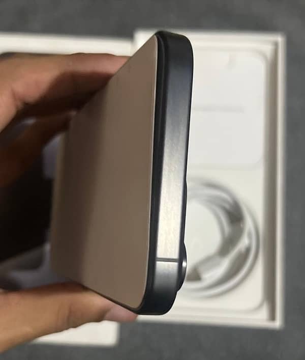 iPhone 15 Pro Max 512Gb Factory Unlock 1