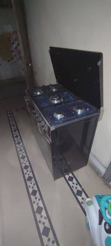 Royal Kitchen Cooking Range (Not Used but Old) 3