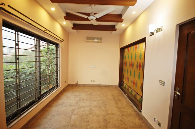 2 Kanal Duplex House With Basement Availabel For Rent In DHA Phase 5 36