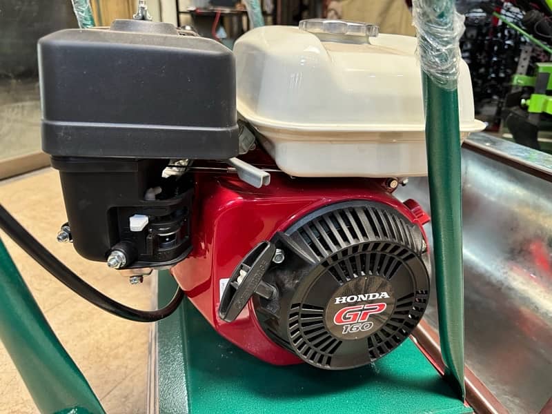 Honda Engine Grass Cutter Machine 1