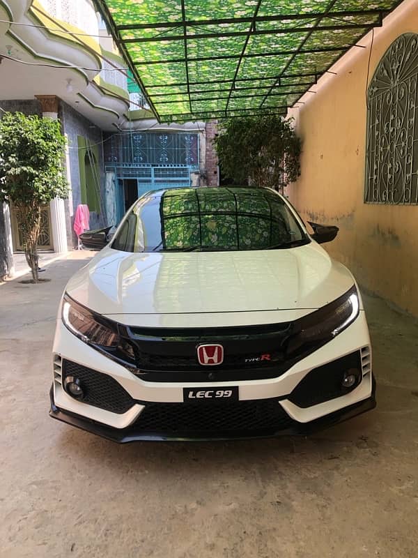 Honda Civic Oriel 2024 6