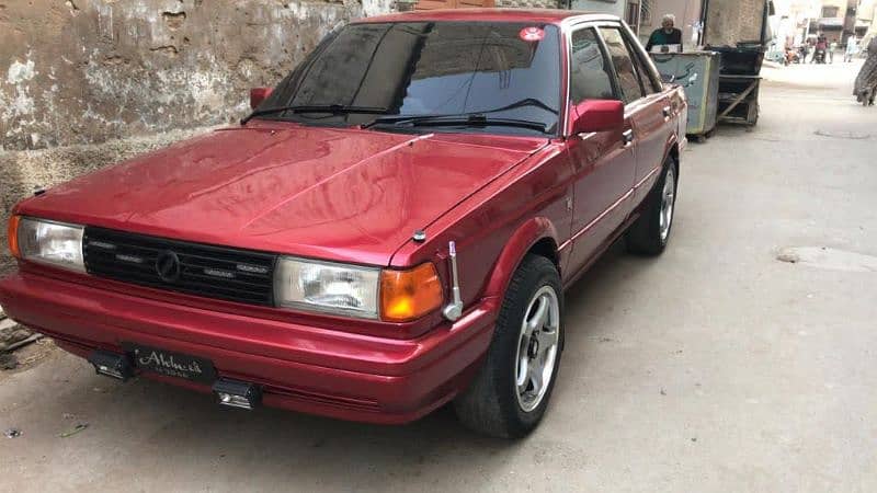 Nissan Sunny 1988 4