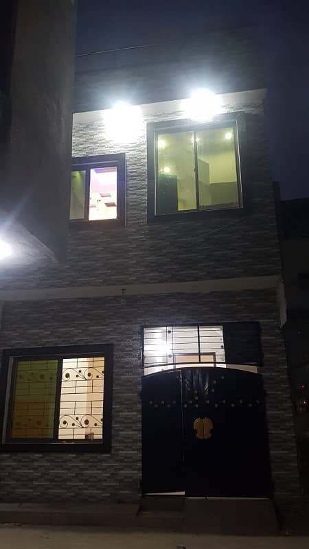 3 Marla double story Ghar For rent sheraz Town near ameer Chowk college road 0