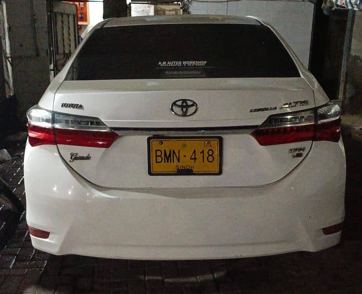 Toyota Altis Grande 2018 13