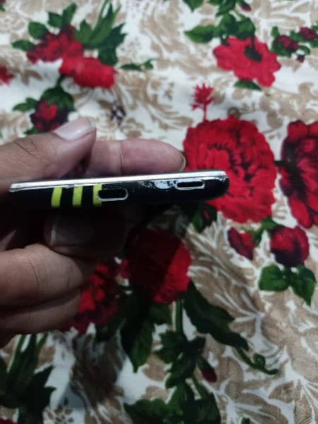 Aqua R2 for sale condition balql saf hy patch   karwana ho ga 2