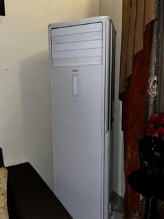 HAIER 2.0 TON INVERTER FLOOR STANDING model:20HPU-24C03/YB 0