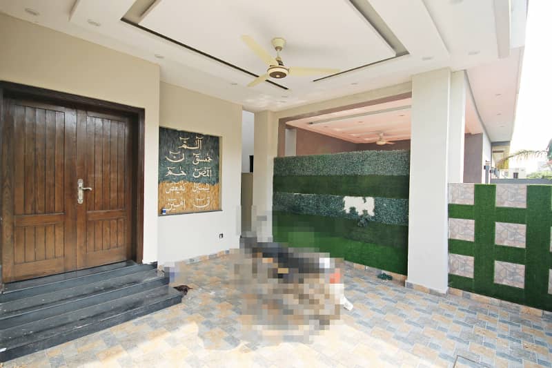 10 Marla House Available For Rent In DHA Phase 5 46