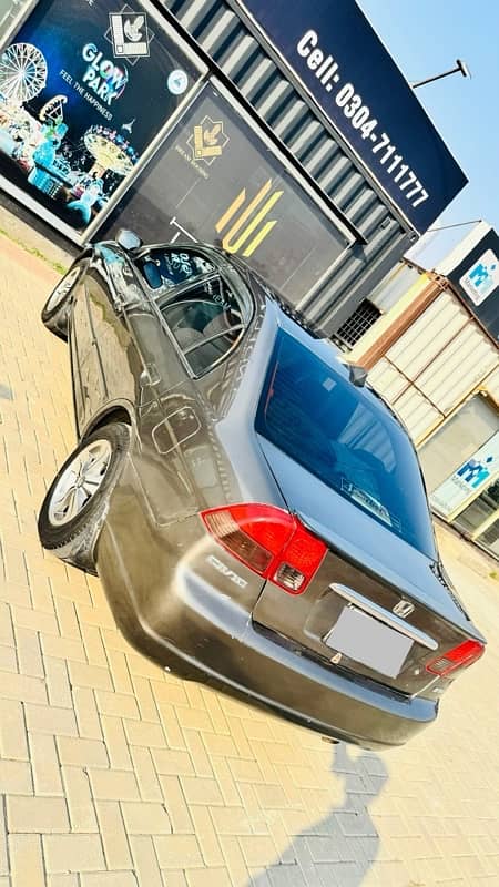 Honda Civic EXi 2005 4