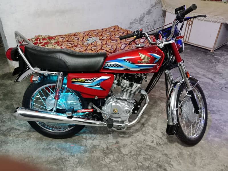 first ownar Islamabad number 830 km drive new bike 03422343302 1