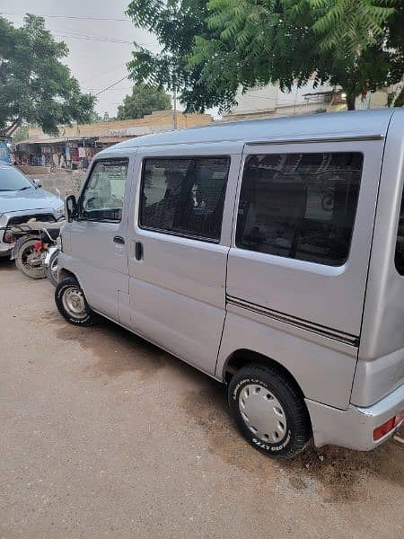 mitsubishi minicab 9