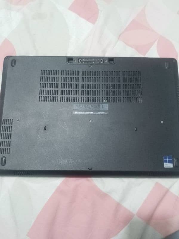 Dell laptop 10/10 condition no fault 6