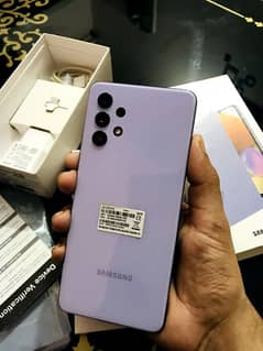 samsung A32 phone brand new condition with complete box