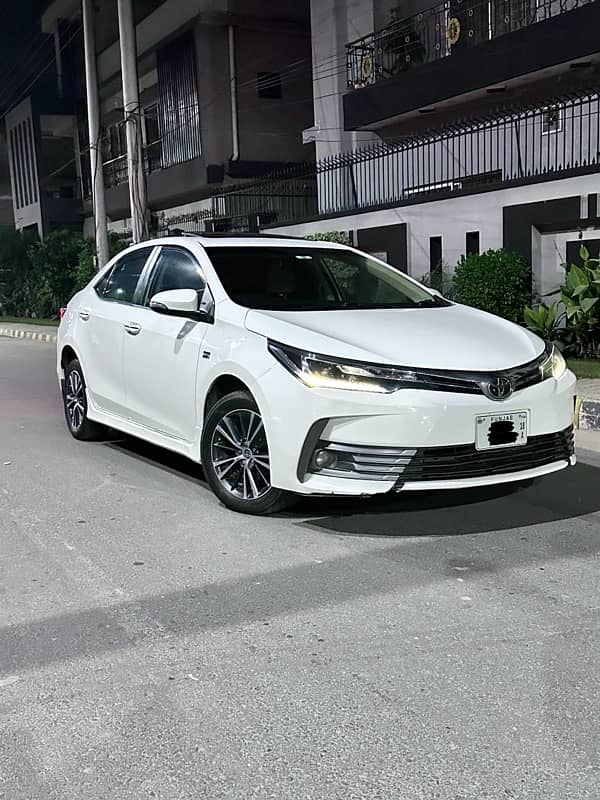 Toyota Altis Grande 2018 0