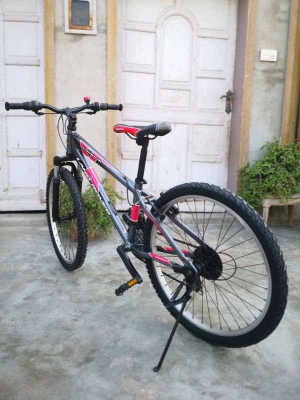 Imported Land Rover Fully Alluminium Mountain Bike. 15