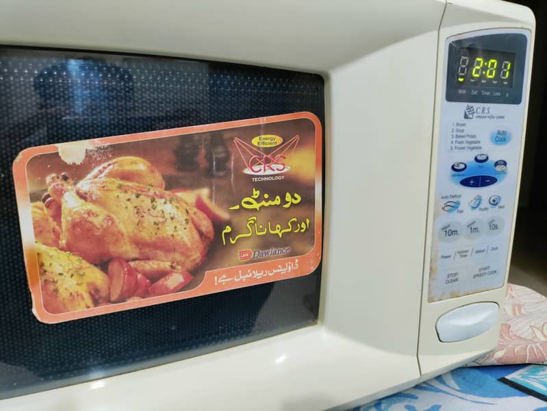 Microwave oven dawlance unused 10/10 5