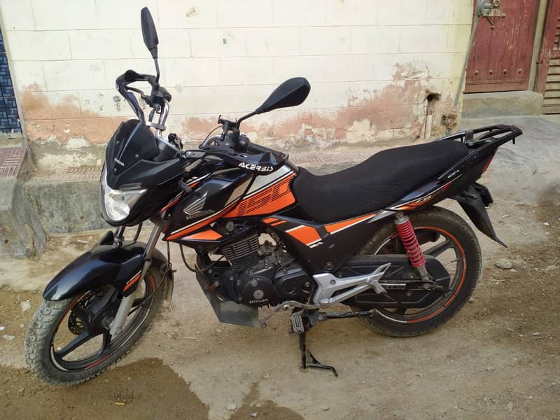 Honda CBR 150R 2021 3