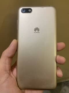 Selling huawei Y5 2018 model 4G device