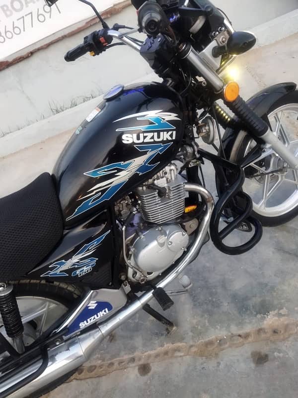 Suzuki GS 150 2021 december 4