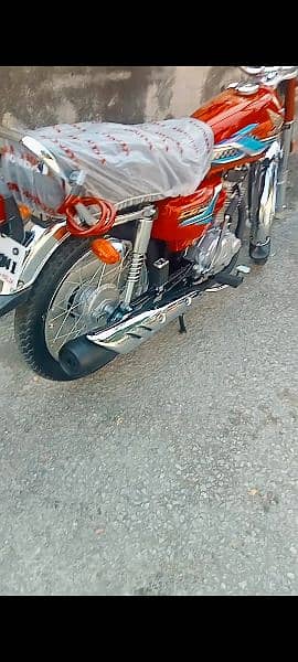 Honda 125 urgent sale geneion condition 2