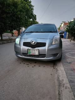 Toyota Vitz 2007