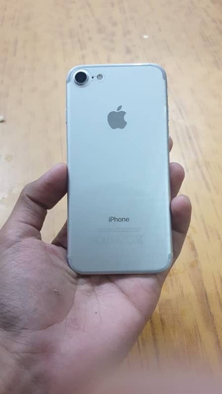 iPhone 7 PTA approved (Exchange Possible) 2