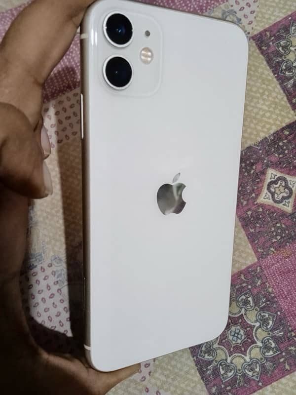 iPhone11  128GB dual sim PTA official approve physical, plus eSIM 4