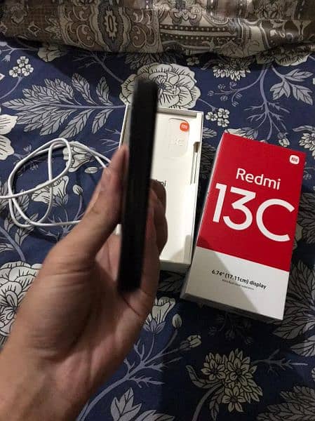 Redmi 13c 4/128 GB 6