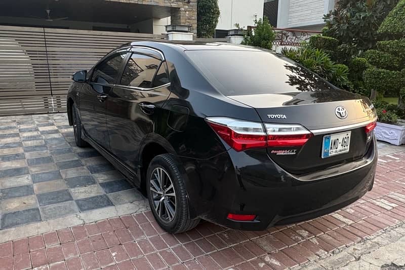 Toyota Corolla Altis 2019 5