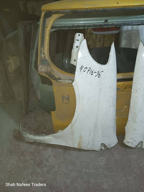 Toyota Platz 1999-2001 Fenders - Toyota Platz 2000 Trunk - Platz Parts 6