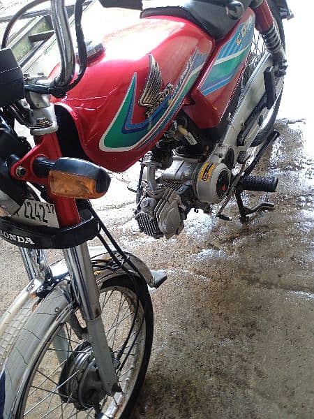 Honda CD 70 5