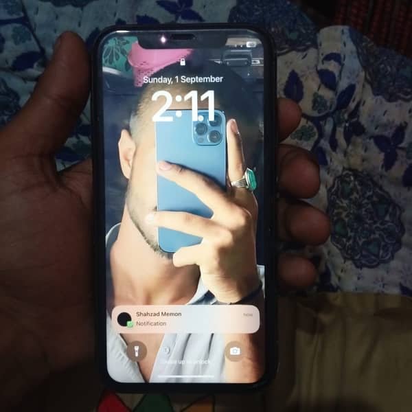 iPhone 11 for sel 1