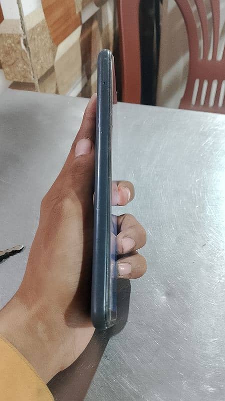 Samsung A13  4/128glass broken only working krha ha 4