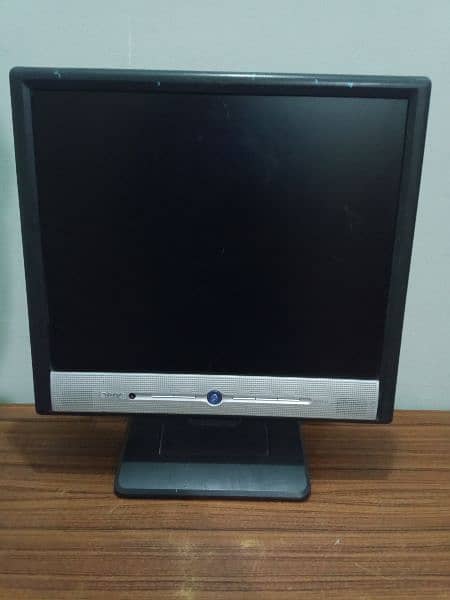 LCD 17 inch for PC computer benq 0