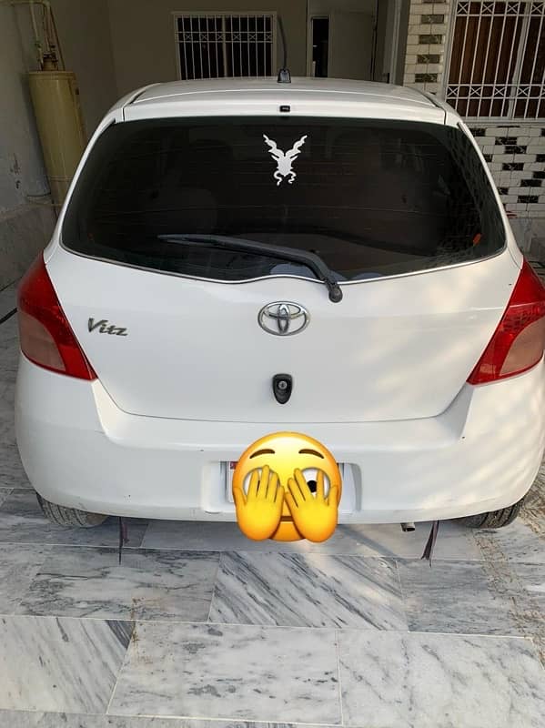 Toyota Vitz 2012 3