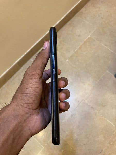 Infinix Hot 10i 3