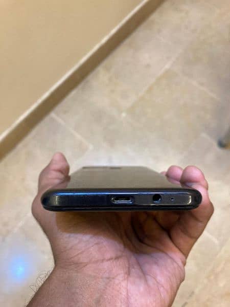 Infinix Hot 10i 4