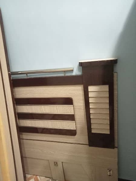 full size bed available urgent sale 2